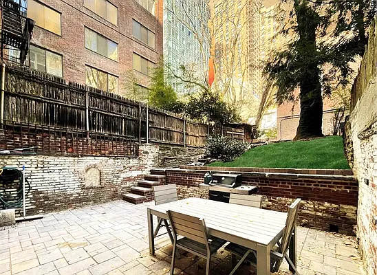 Rented by Douglas Elliman | media 9