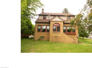 8635 Easton St, Louisville, OH 44641