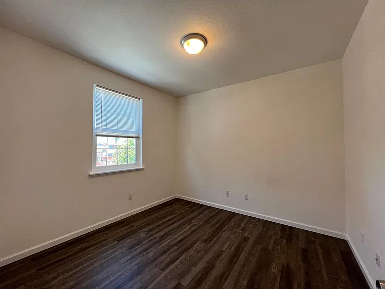 120 Stone Valley Cir — Photo 27