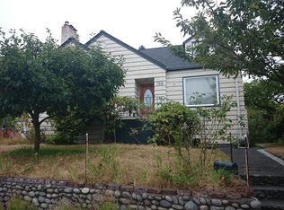 768 N 74th St, Seattle, WA 98103