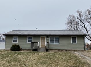 412 W North St, Mc Lean, IL 61754