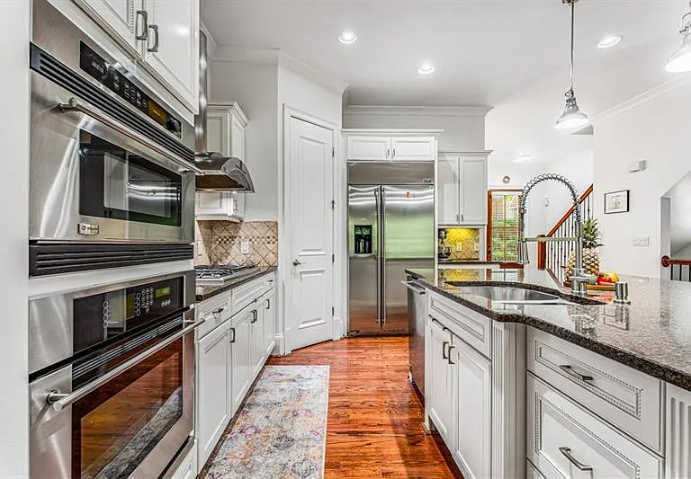 395 Laurent St NW #6 — Photo 10