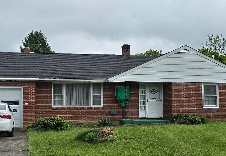 1st image of 1080 Lincoln Way E