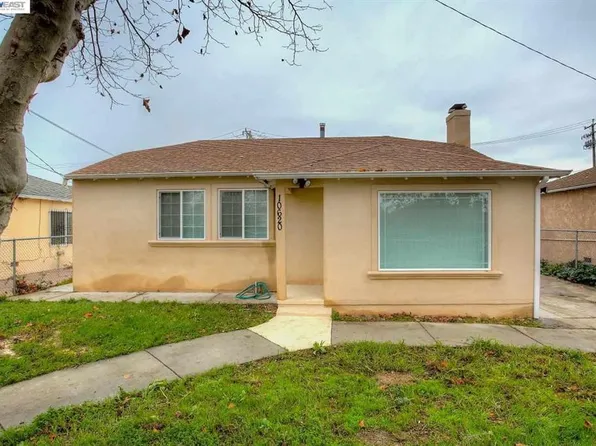 10620 Acalanes Dr, Oakland, CA 94603