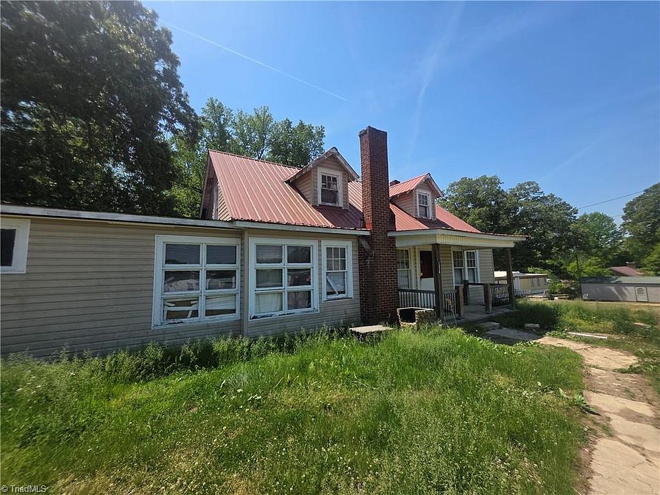 1st image of 1050 Jacob St