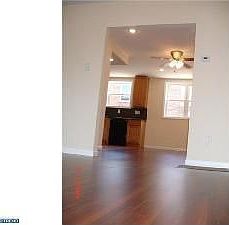 5th image of 4443 Oakmont St