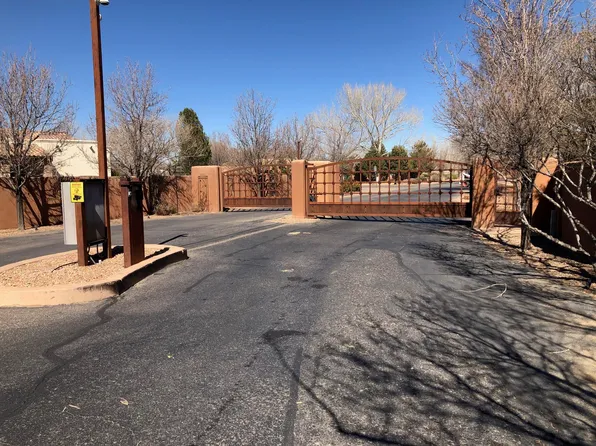 1108 Bona Terra Pl NW, Albuquerque, NM 87114