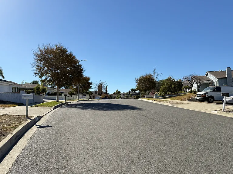 15679 Velour Dr — Photo 16