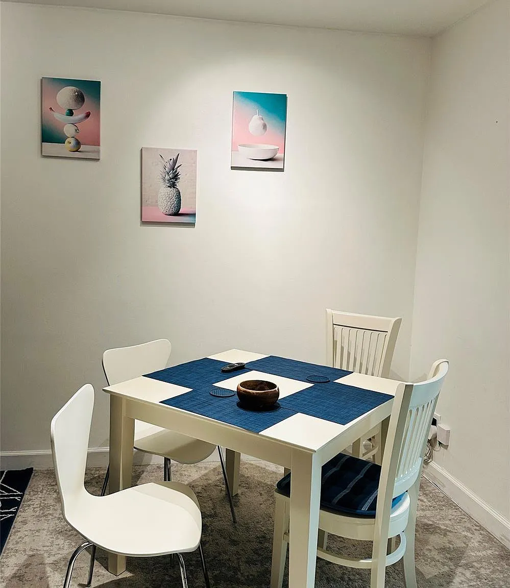 1 bed, 1.0 bath, 900 sqft, $3,200 — Photo 3