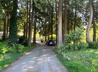 12564 24th Ave, Surrey, BC V4A2E4
