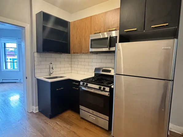 484 Mercer Street image 2 of 7