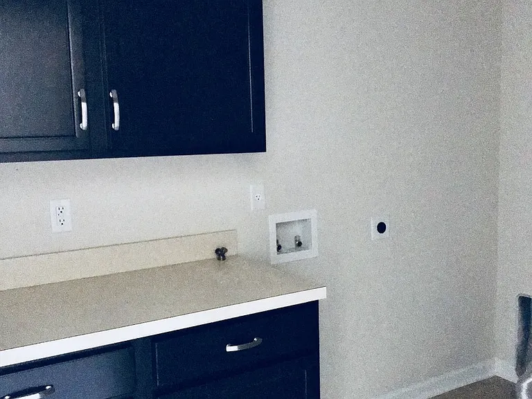 2041 Maybelles Ln — Photo 15