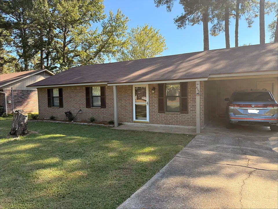 435 Cherry Oak Ln