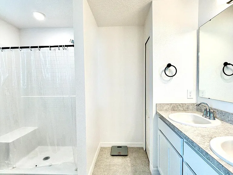 3284 Penny Cove Ln — Photo 24