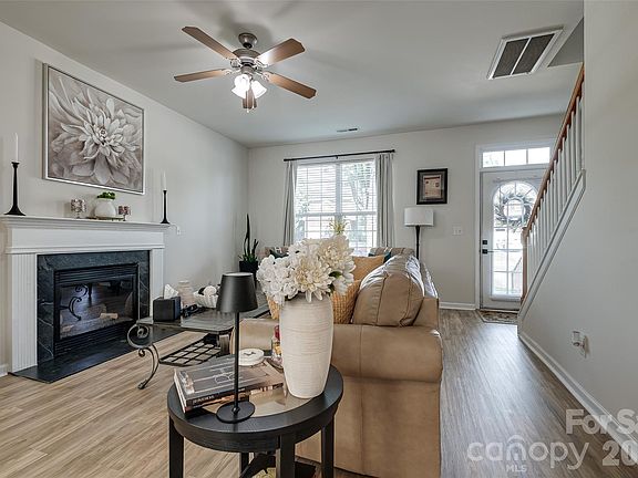 5th image of 4816 Eagle Creek Dr