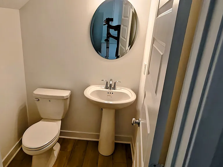 9320 Somerford Dr — Photo 11