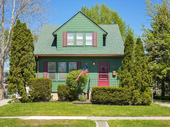 1294 Cambridge Rd, Berkley, MI 48072