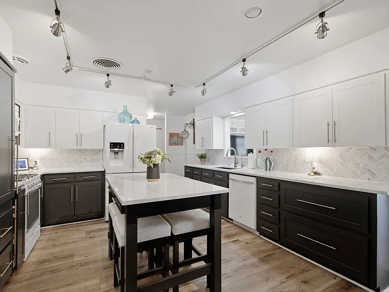 2610 S Frontier Dr — Photo 12