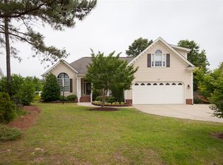 625 Occoneechee Dr, Fuquay Varina, NC 27526