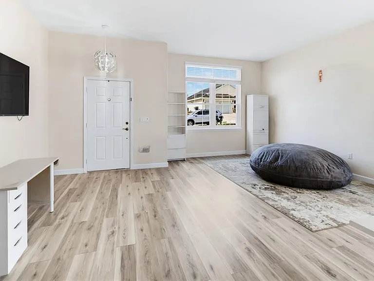 431 Vizcay Way — Photo 7