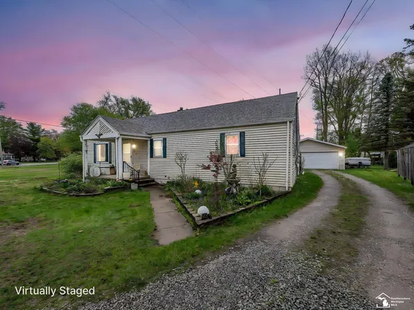 3629 Knepper Rd, Lambertville, MI 48144