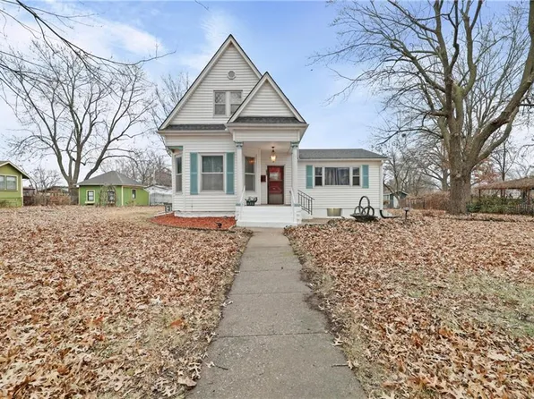 406 S Russell St, Odessa, MO 64076
