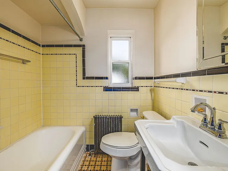 1br Near Uc, Daap & Hospitals | Prime Riddle Road Location — Photo 31