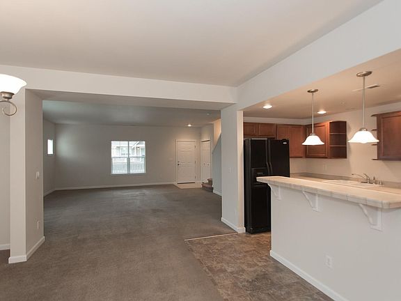 4th image of 2705 62nd Ave E #2E