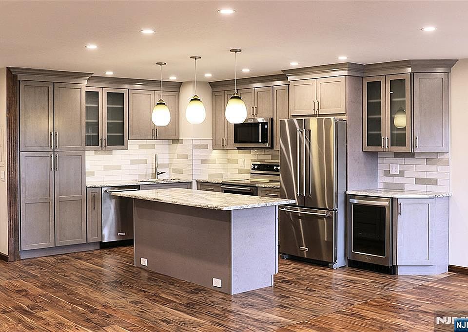 Kitchen pic1