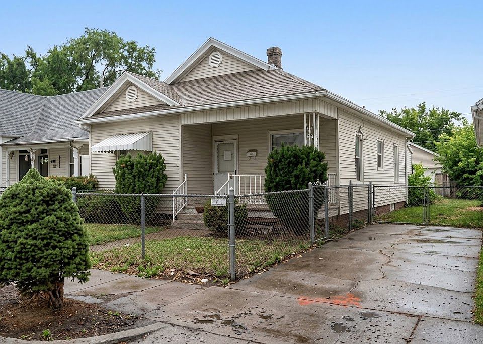 1st image of 2833 Pingree Ave