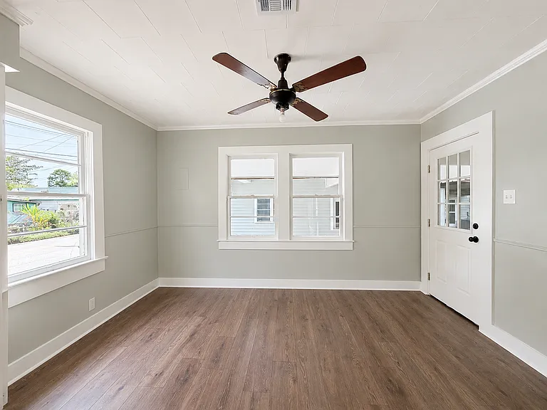 526 Evangeline Dr — Photo 14
