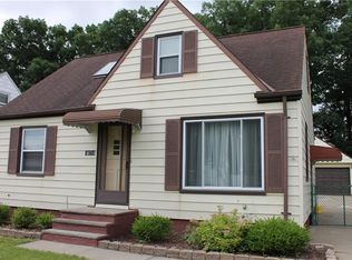 13704 York Blvd, Garfield Heights, OH 44125