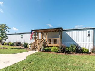 828 Woodall Dairy Rd, Benson, NC 27504