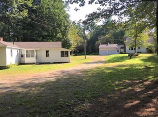 1417 Bernardston Rd, Greenfield, MA 01301