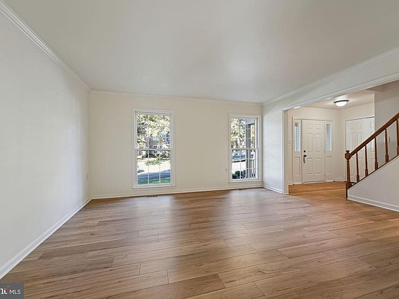 5th image of 4453 Briton Ct