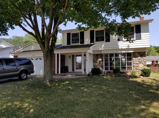 18421 Valleyview St, Riverview, MI 48193