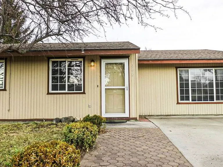 3279 SW Pumice Pl — Photo 45