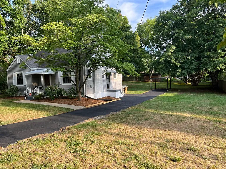 239 Wheeler Ave — Photo 4