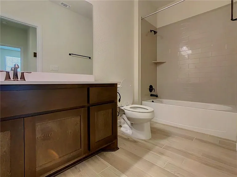 2304 La Mirada St — Photo 11