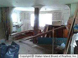 1st image of 261 Lee Ave