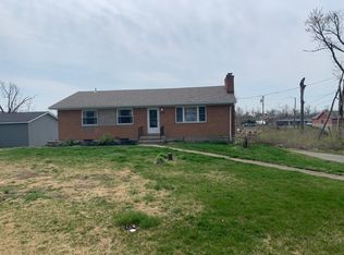 3951 Graham Dr, Dayton, OH 45431