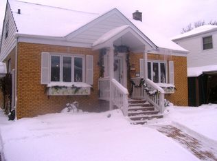 532 S 2nd Ave, North Riverside, IL 60546