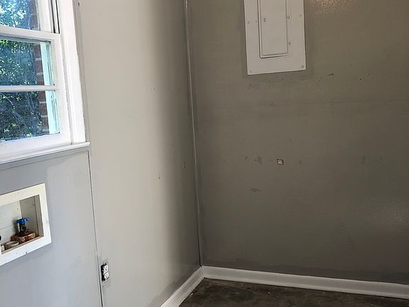 5th image of 89 Forest Hill Cir #127