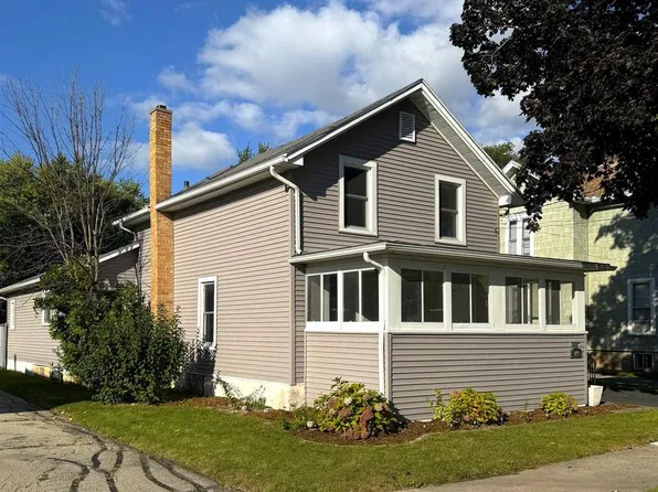 340 West 10th Avenue, Oshkosh, WI 54902