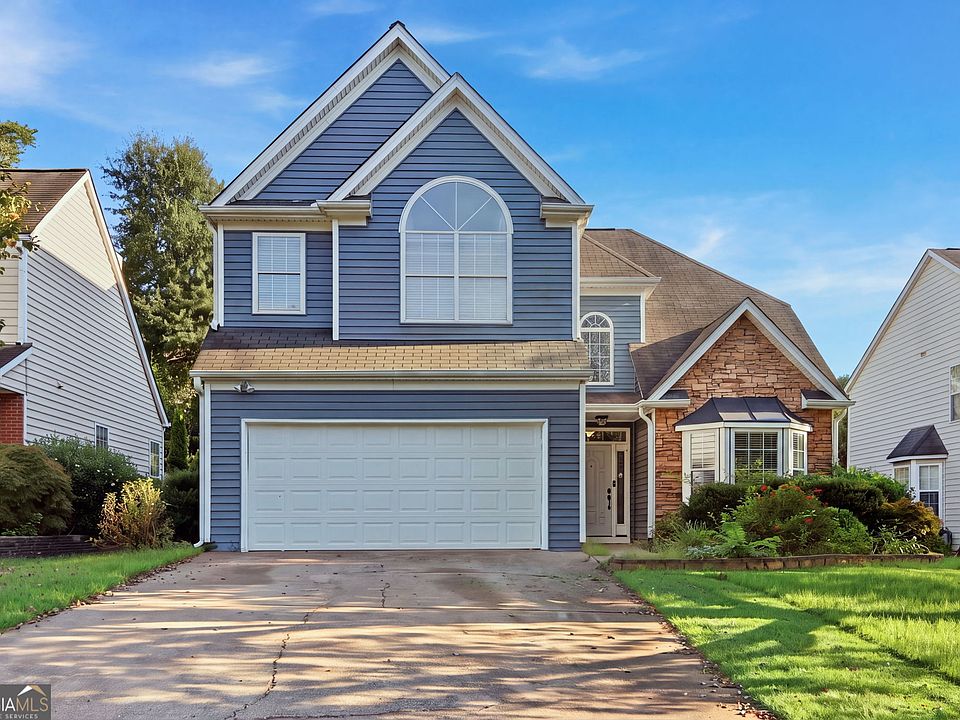 1st image of 302 Highland Ct