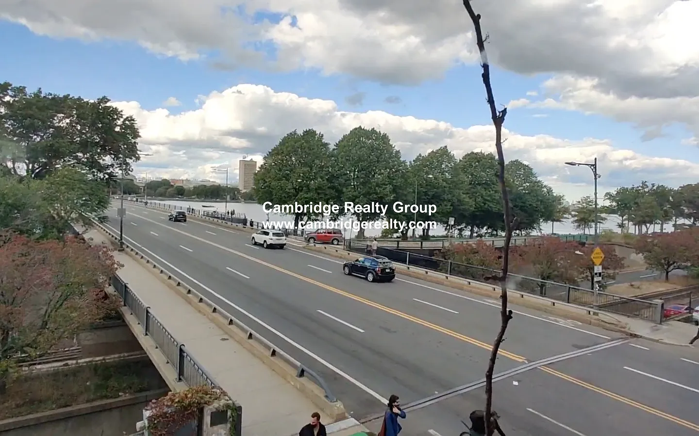 2 bed, 1.0 bath, $3,600 — Photo 2