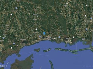 12060 S Oaklawn Ln, Biloxi, MS 39532