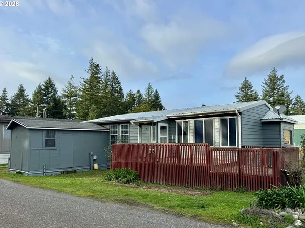 95691 Saunders Creek Rd Space 36, Gold Beach, OR 97444