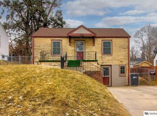 4305 Pratt St, Omaha, NE 68111