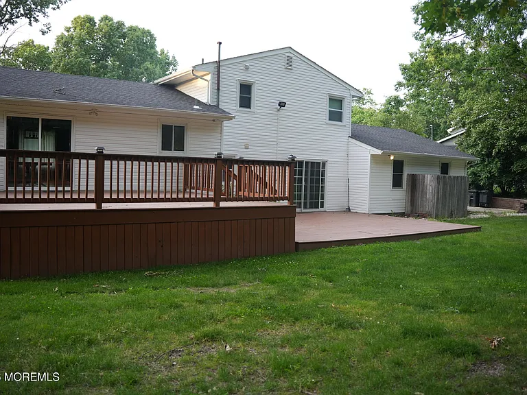 221 New Central Ave — Photo 7